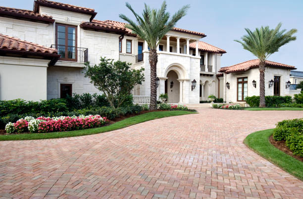 Best Residential Paver Driveway  in Brooklyn Park, MN